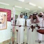 المعلمون والمعلمات ينشغلون عن الطلاب ب«الوتس أب» وال«بي بي»