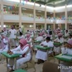 طالب يتوسل لمعلمه للحصول على بلاي ستيشن والمعلم يرد «كمبيوتر صخر ويخب عليك»