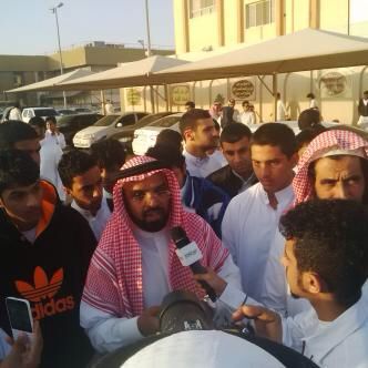 مطالبة اولياء امور الطلاب بفتح المدرسة التي شهدت مشاجرة بين المالك والمدير (فيديو)