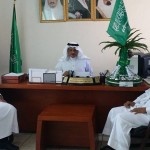 معلمة تجبر طالباتها على متابعتها في «تويتر»