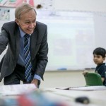 مدارس تحرم معلميها من قروبات “الواتس آب”