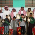 طلاب مدارس اﻷندلس اﻷهلية بتبوك يقدمون عرضا عسكريا