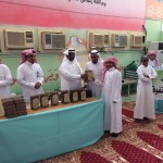 منسوبي متوسطة السفارات بالرياض يودعون مديرهم السابق العيسى للتقاعد