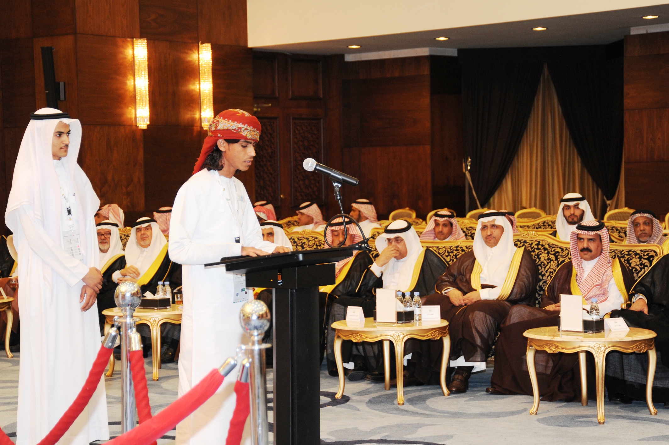 كلمة المتسابقين المشاركين في المسابقة