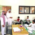 مدير عام تعليم الباحة يطمئن على صحة الطالب علي سفر الغامدي