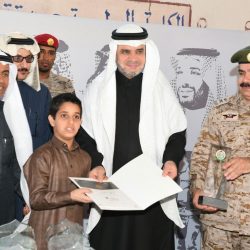 أكثر من 300 دارس يشاركون بماراثون المشي ” اختراق الضاحية ” بتعليم مكة