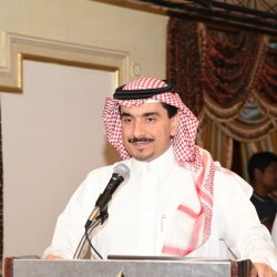 محافظ الطائف يكرم يوم غد 420 طالبًا وطالبة