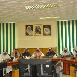 “وزير التعليم ” يدشن الحملة التعريفية بوسائل السلامة المدرسية “مخرج طوارئ”