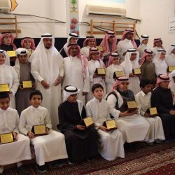 طلاب مدارس الواديين يشاركون في حملة أسبوع المرور “حياتك أمانة”