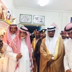 أمير عسير يطلع على برامج مركز الأمير فيصل بن خالد للتربية الخاصة
