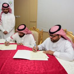 مدرسة ابن خلدون تعتمد مشروع الطاقة المتجددة في تشغيل أجهزة “مختبر العلوم” بالقطيف
