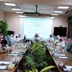 دورة تدريبية بعنوان ( كلنا  IT ) بالكلية التقنية بنجران
