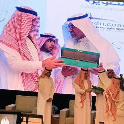 وزير الإعلام لرؤساء تحرير الصحف الإلكترونية: لا نريد إعلاماً ” يطبل ” وسأتواصل معكم بشكل مباشر