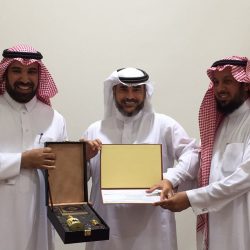 بالصور نائب أمير نجران يرعى حفل ” جائزة التفوق العلمي “