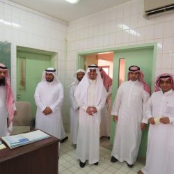 مدير عام تعليم الرياض يزور مصابي الحد الجنوبي بمستشفى الأمير سلطان بالرياض