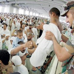 مدير عام تعليم الرياض يصدر قرارًا بترقية 401 مستخدماً