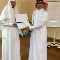 تدريب قادة المدارس الجدد بأحد رفيدة