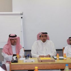 مدير مكتب تعليم شرق المدينة يكرم الطلاب الفائزين بالمسابقة الإلكترونية (رؤية وطن) ومسابقة( رسالة في حب الوطن )