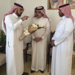 بمناسبة اليوم العالمي للمعلم معلمي الزلفي ينثرون مشاعرهم للمجتمع التربوي