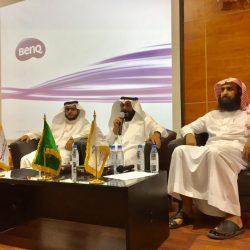 ” آل كركمان ” يكرم الطلاب المنتظمين بابتدائية الأندلس بأبها