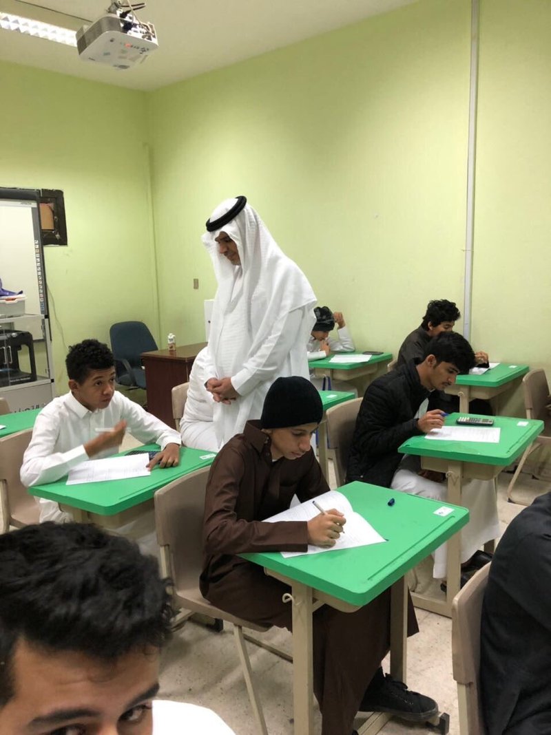 تعليم الرس يبدأ اختبارات اكثر من 31000 طالب وطالبة ومدير التعليم يقوم بجولة ميدانية