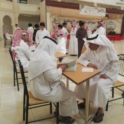 التجهيزات المدرسية بتعليم الزلفي تكرم المتقاعدين والمنتقلين