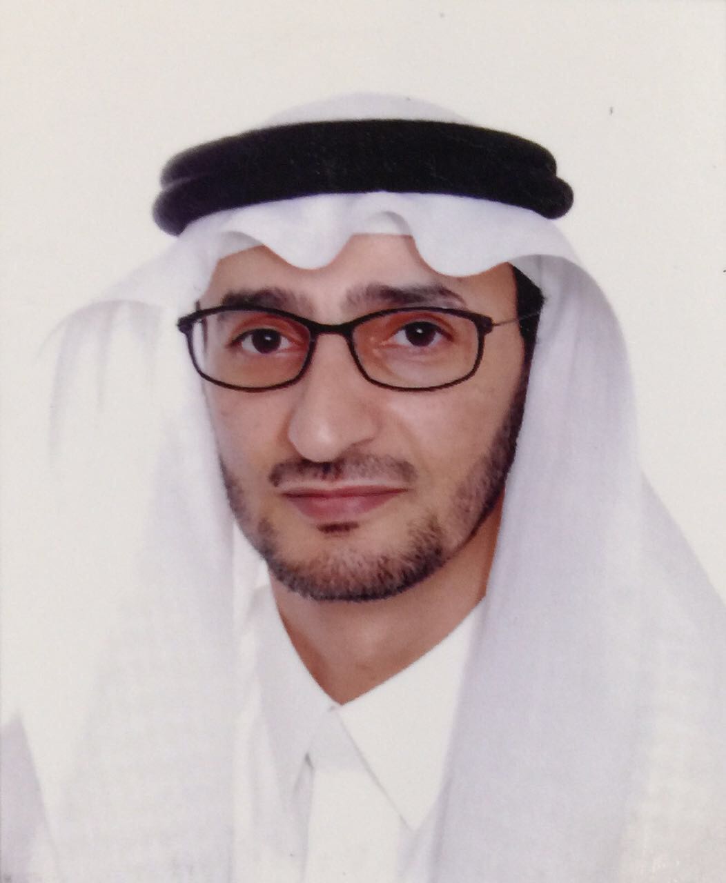الأسبوع الحي .. متى مات؟!