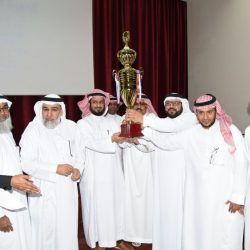 المدير الإقليمي للنقل التعليمي في زيارة لتعليم مكة
