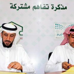 طلاب كلية الصيدلة بجامعة تبوك يقيمون معرضاً عن الصناعات الدوائية