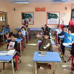 منسوبو ابتدائية تحفيظ القرآن الكريم بتبوك يقيمون احتفالا بمناسبة التقاعد المبكر لقائد المدرسة فائز العنزي