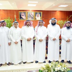إنشاء خمس مدارس لتعليم القيادة للنساء في خمس مناطق مختلفة