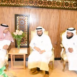 محافظ الزلفي يشارك الطلاب احتفائهم باليوم الوطني88