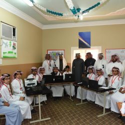 خادم الحرمين يوجه بأن يكون اليوم الخميس إجازة لطلبة وطالبات القصيم وحائل