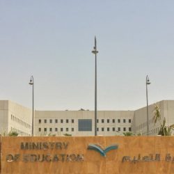 إدارة ومعلمو وطلاب متوسطة صلاح الدين بتبوك ينعون أحد طلاب المدرسة