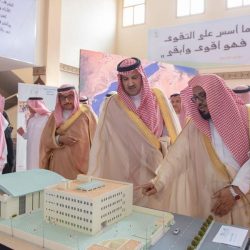 مدير عام تعليم الرياض يتفقد سير اختبارات نهاية الفصل الدراسي الأول