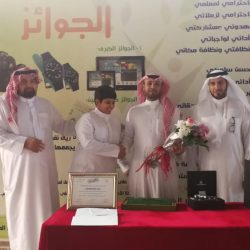 بالأسماء ..أمير القصيم  يكرم الطلاب المتفوقين بجائزة “ابن سمار” للتفوق العلمي