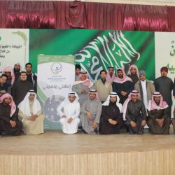 أمير المدينة المنورة يزور مقر مدارس العلوم الشرعية الجديد