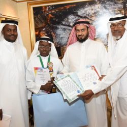 مدرسة الفضيل بن عياض الثانوية بتعليم مكة تحقق الوسام(الفضي)عن الانضباط المدرسي للاسبوع”النشط”.