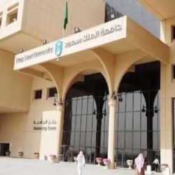 معلمة وطالباتها يشتركن في تأليف كتاب  ومكتب القوز بالقنفذة يشكر  المؤلفات