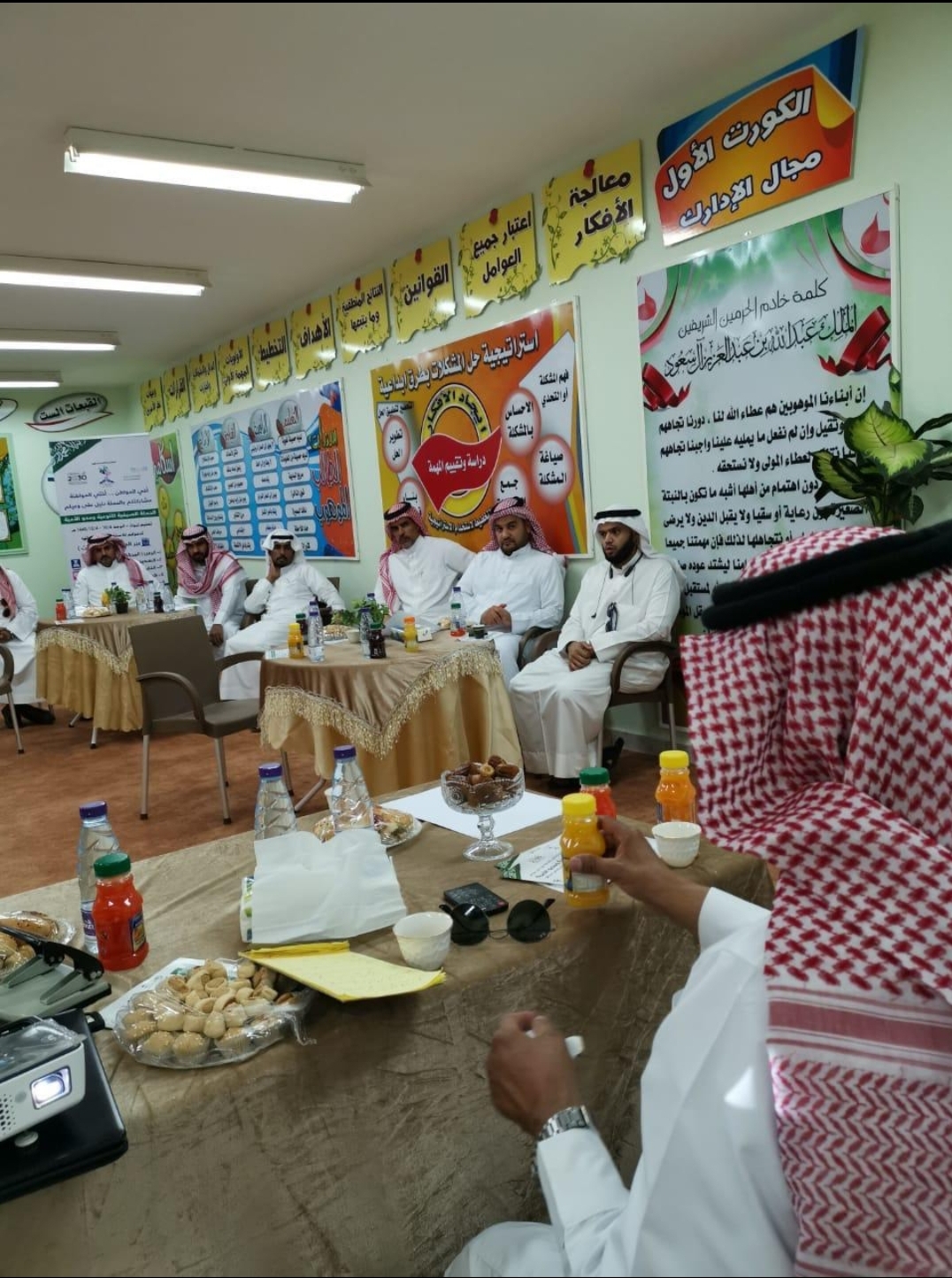 مدير تعليم مكة وجدة‬⁩ يتماثل للشفاء بعد عارض صحي