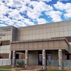 وزير التعليم يوجه بفتح التقديم على 358 مقعداً لتدريب الأطباء السعوديين في المملكة المتحدة وإيرلندا