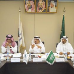 مدير تعليم منطقة القصيم يجتمع بقادة المدارس ويؤكد على العمل الجماعي المستمر
