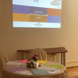 نائب وزير التعليم للجامعات ينفي توقف مكافآت الطلاب