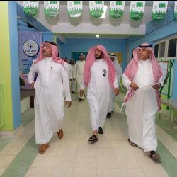 وكيل الوزارة للتعليم العام د. ” المقبل ” يسلم كأسي وزارة التعليم للفروسية للجياد الفائزة