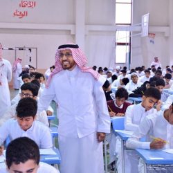 وزير التعليم يفتتح قاعة الأمير فهد بن سلطان العلمية بتبوك