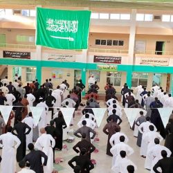 نادي الحي للبنات بالمجمعة يقيم برنامج “الريشة الطائرة” للفتيات