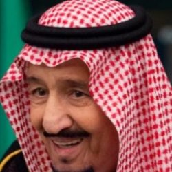 الأستاذ سماح الزهراني يحتفل بتخرج ابنه الدكتور “تركي”