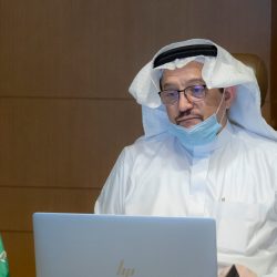 كشافة تعليم الرياض يتطوعون لمساندة وزارة التجارة في تصديها لفيروس كورونا
