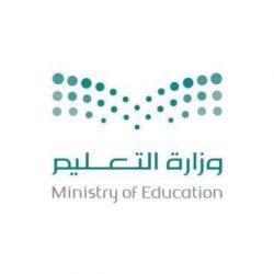 رئيس جامعة الحدود الشمالية يزور قاعات اختبار طلاب كلية الطب للمرحلة السريرية والمؤجلة من العام الجامعي