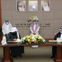 مدير تعليم حفر الباطن .. يرعى جائزة الموظف المثالي